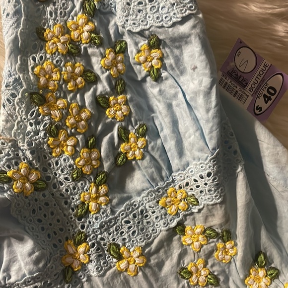 Shirt - Picture 2 of 5